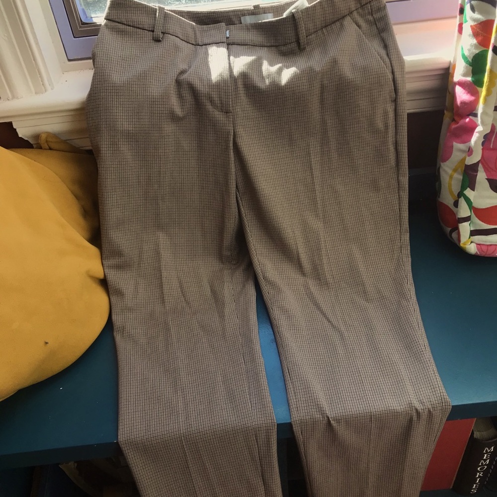 Pleated plaid pants